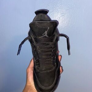 A pre-owned pair of Jordan 4 Retro Mid Black Cat sneakers size 11
